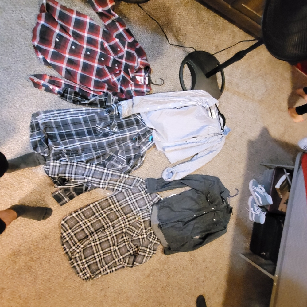 Levi denim button up - Picture 2 of 2